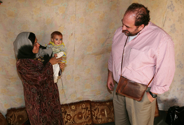 Constantine Triantafilou with Syrian refugees in Bekaa